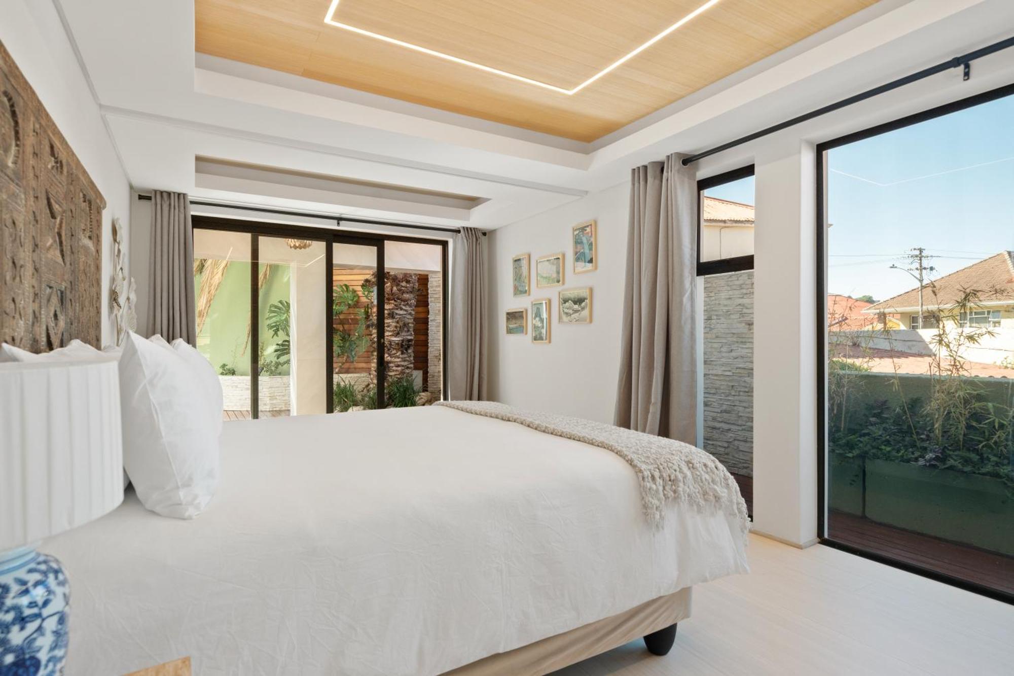 The Lookout - Panoramic 4 Bedroom House With Free Wifi And Pool Cape Town Bagian luar foto